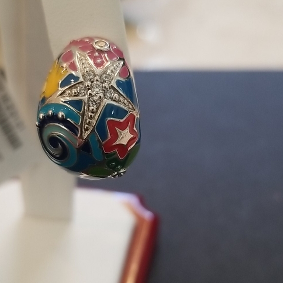 earrings - Picture 2 of 4